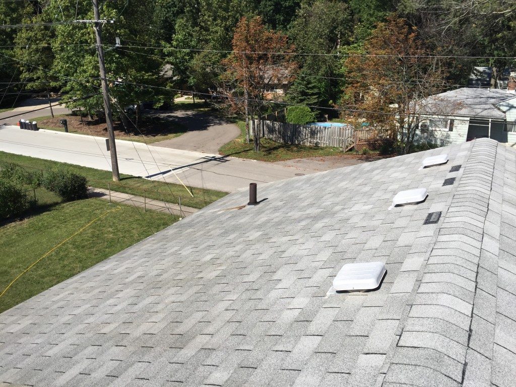 shingle roof cleaning after2 e1453702168790 Lake State Cleaning