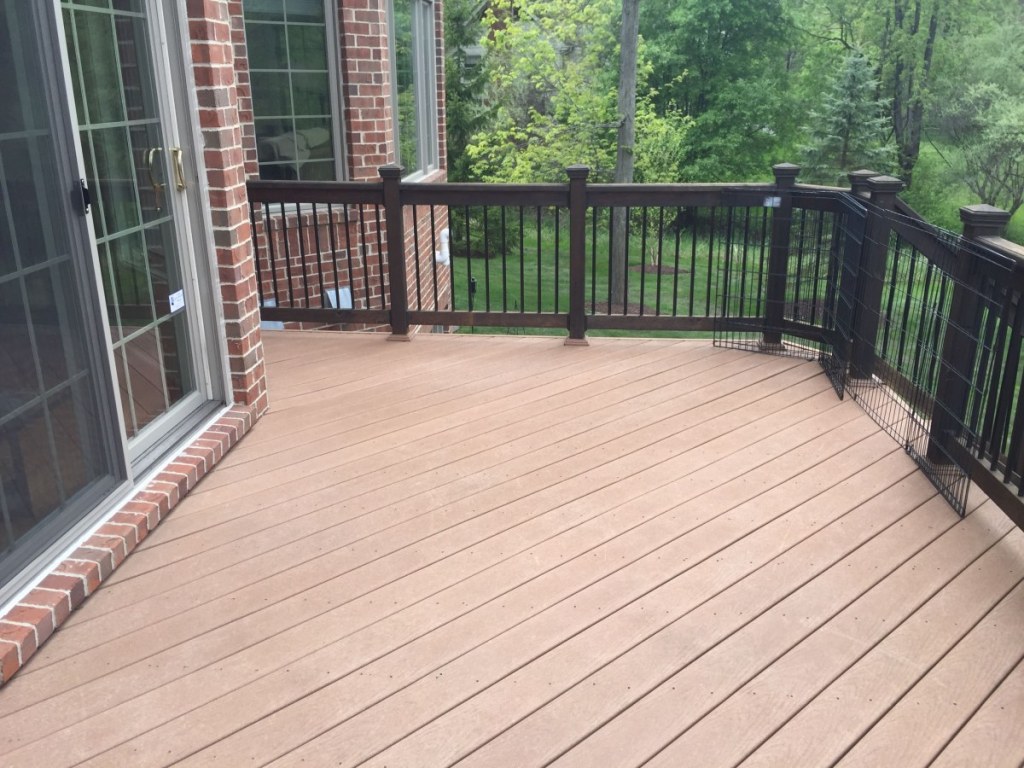 composite deck clean
