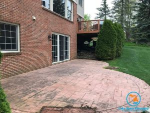 Pressure Washing by Lake State Cleaning in Oakland County Michigan. Cleaning Home Exteriors.
